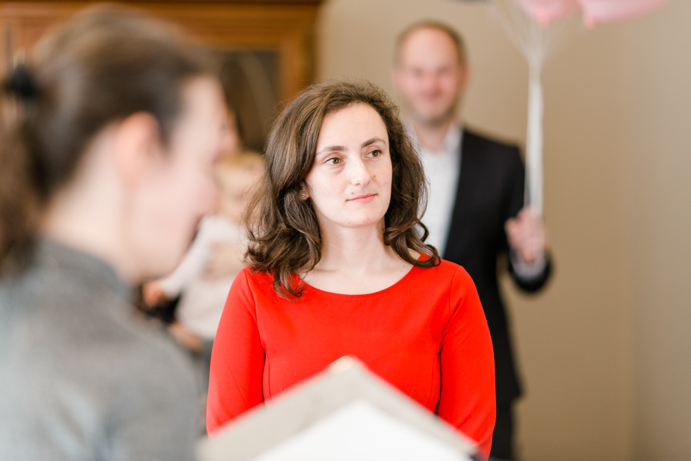 Ehe fuer alle: Mike und Alexandru im Standesamt Harburg